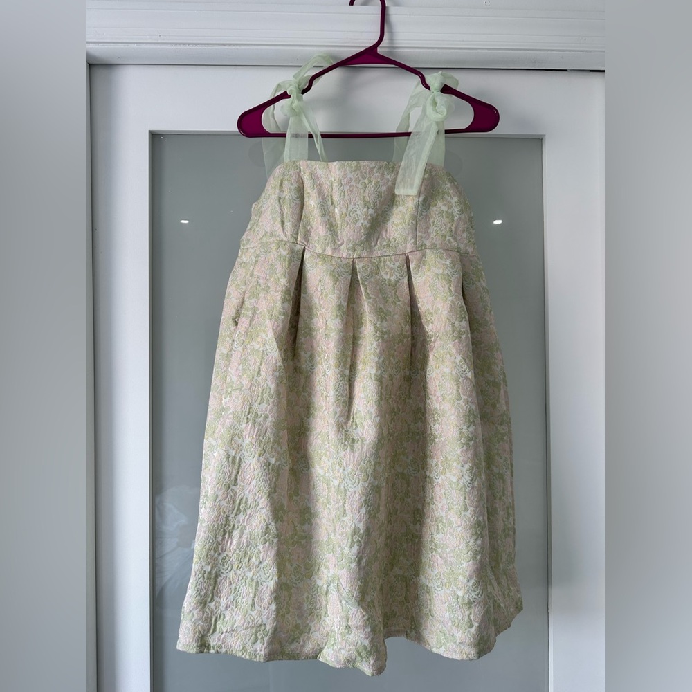 🌸 NWT Baby Doll Dress – Size M (Runs Large) 🌸